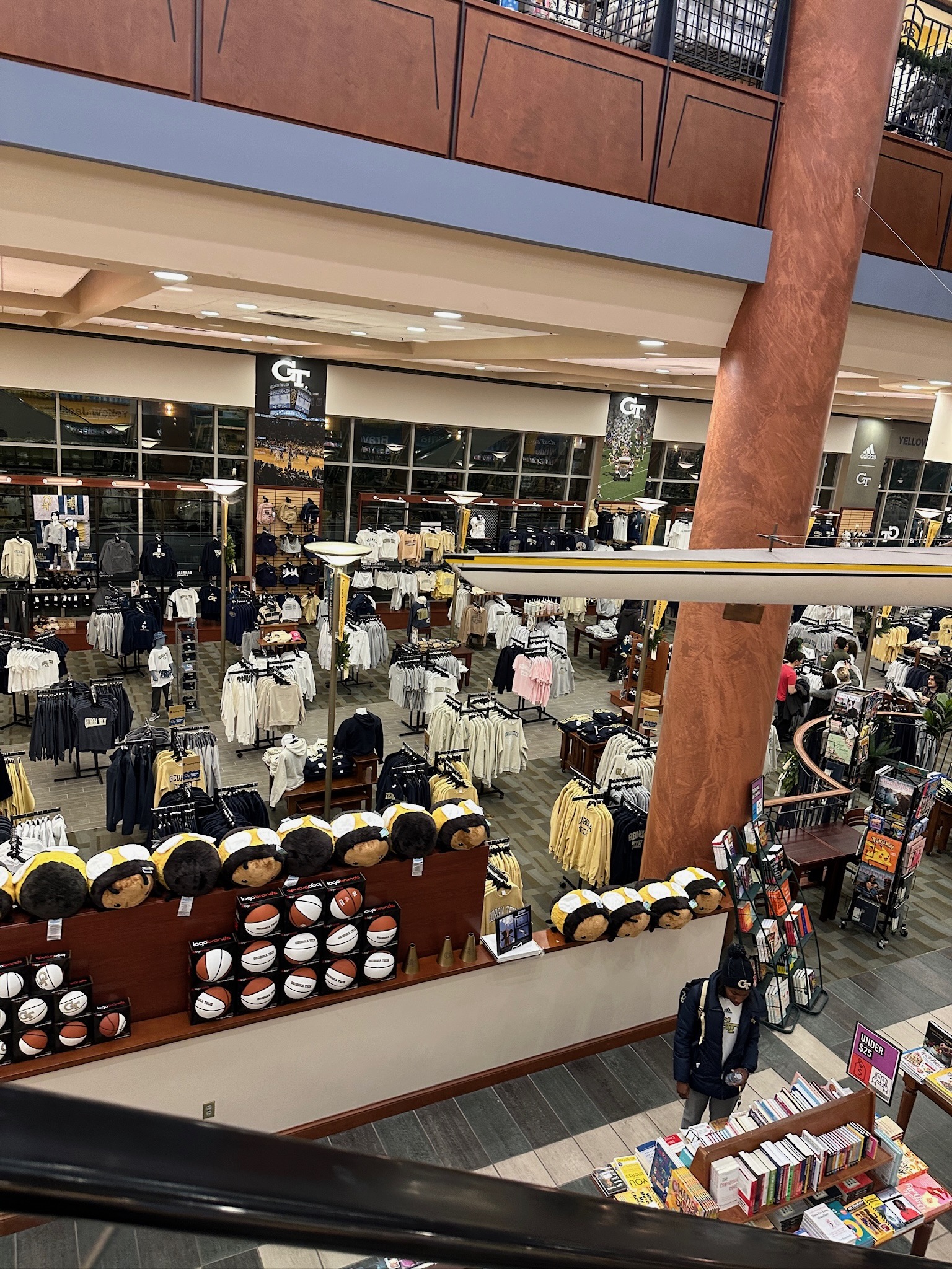 Inside B&N